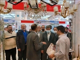 بازدید بخشدار آفتاب و جمعی از مسئولین استانداری تهران از غرفه تولیدات صنایع تزئینی و برنزی در بخش آفتاب