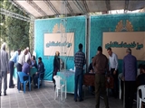 برپایی میز ارتباطات مردمی در حاشیه نماز جمعه در محل دانشگاه تهران