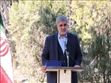 همزمان با ایام الله دهه فجر / مراسم غبارروبی و عطر افشانی یادمان شهدای گمنام روستای خلازیر
